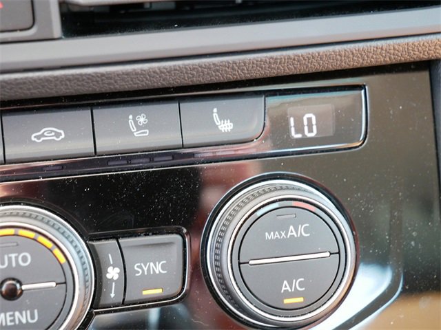 Certified 2024 Volkswagen Jetta SEL image 35