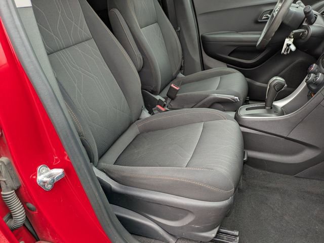 Used 2017 Chevrolet Trax LT image 18