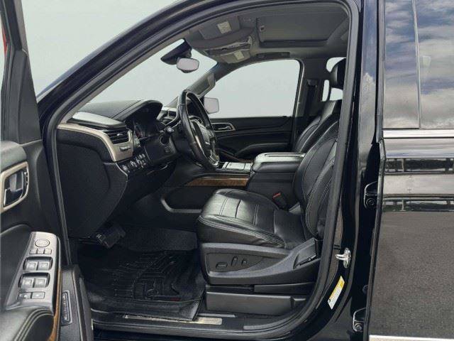 Used 2018 GMC Yukon XL Denali w/ Denali Ultimate Package AWD/4WD image 21