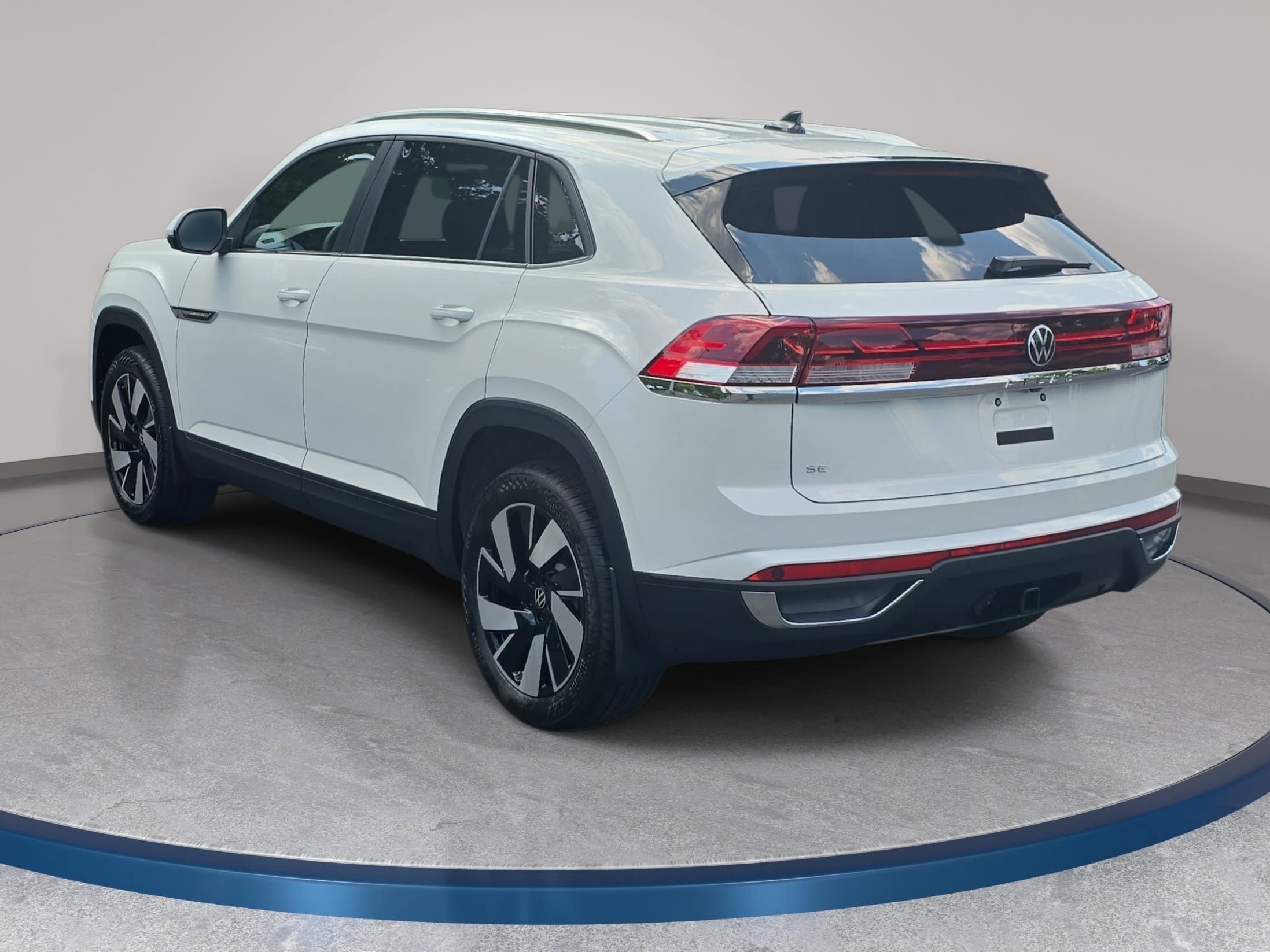 New 2026 Volkswagen Atlas Cross Sport SE FWD image 7