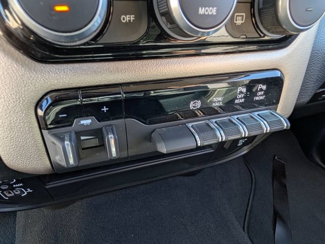 Used 2024 RAM 2500 Laramie w/ Safety Group AWD/4WD image 29