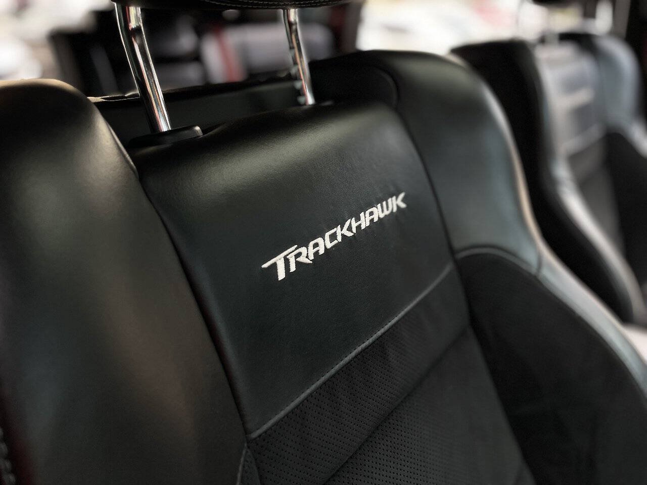 Used 2018 Jeep Grand Cherokee Trackhawk AWD/4WD image 26