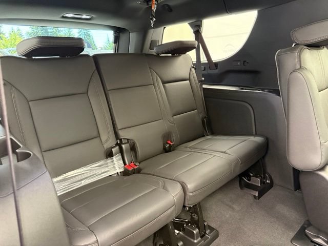 New 2026 Chevrolet Suburban High Country AWD/4WD image 30