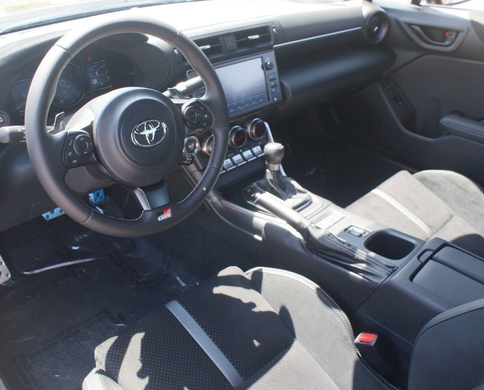 Used 2026 Toyota GR86 Premium w/ GR Aero Kit RWD image 14