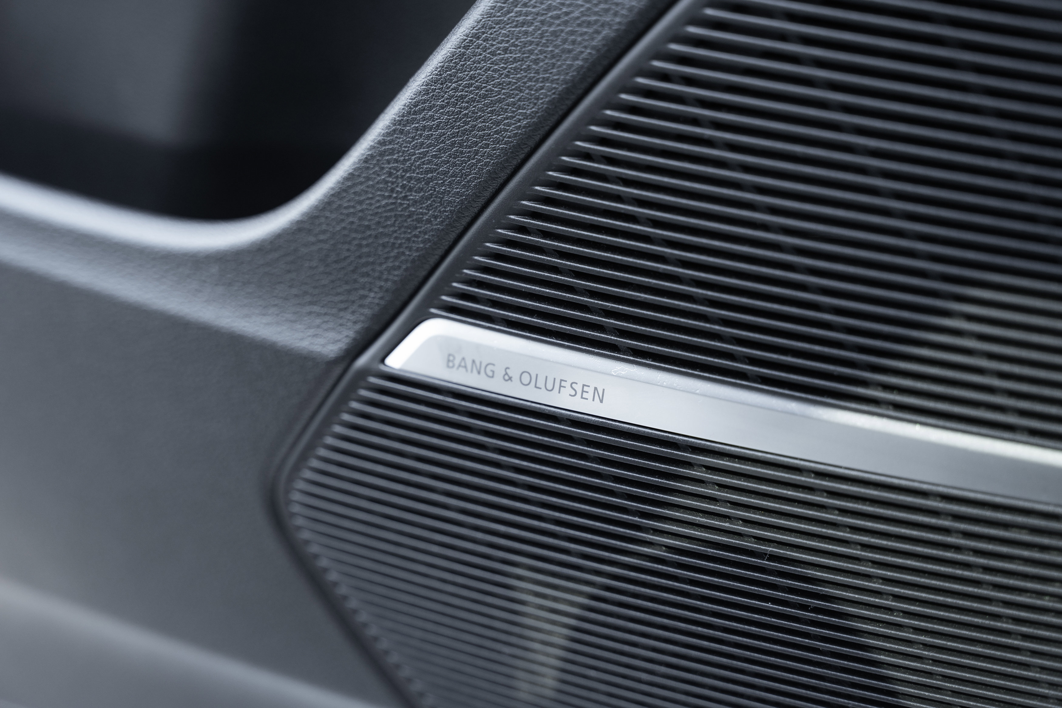 Used 2019 Audi Q8 Prestige w/ Towing Package image 21