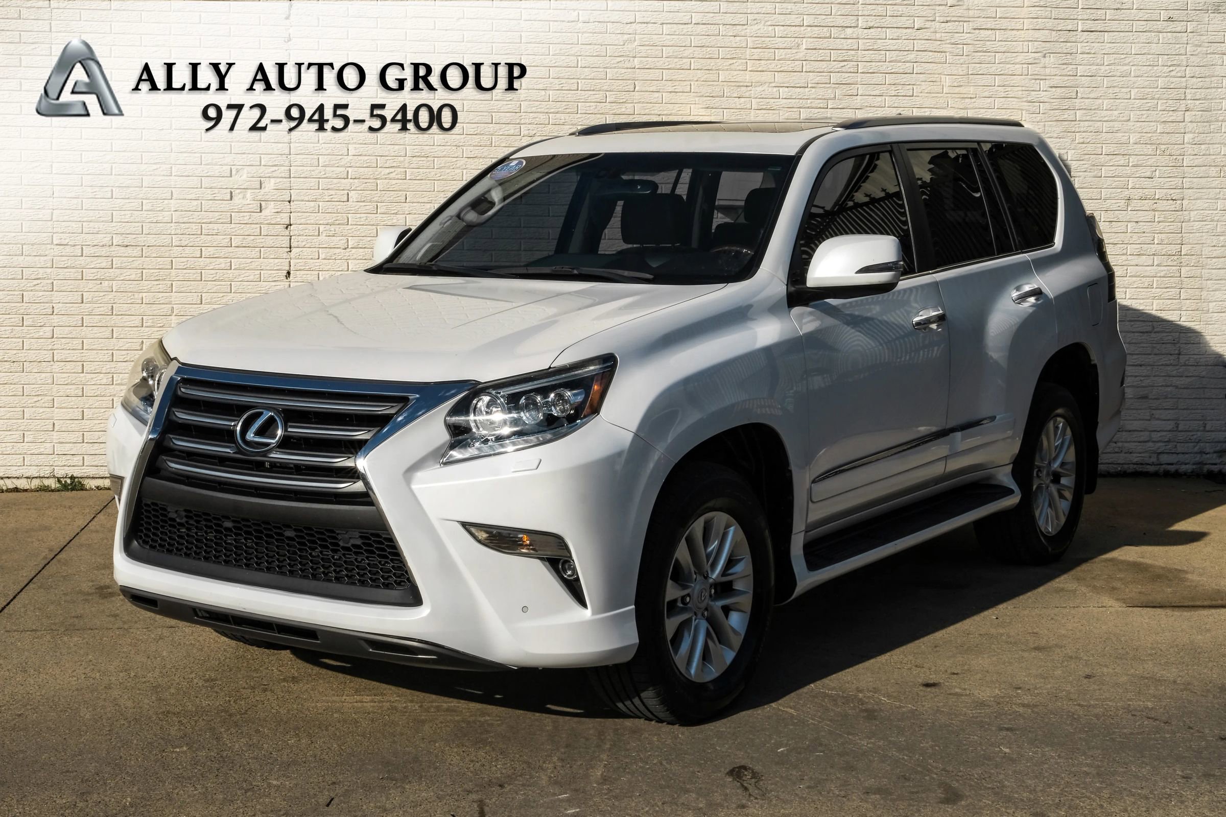 Used 2017 Lexus GX 460 image 1