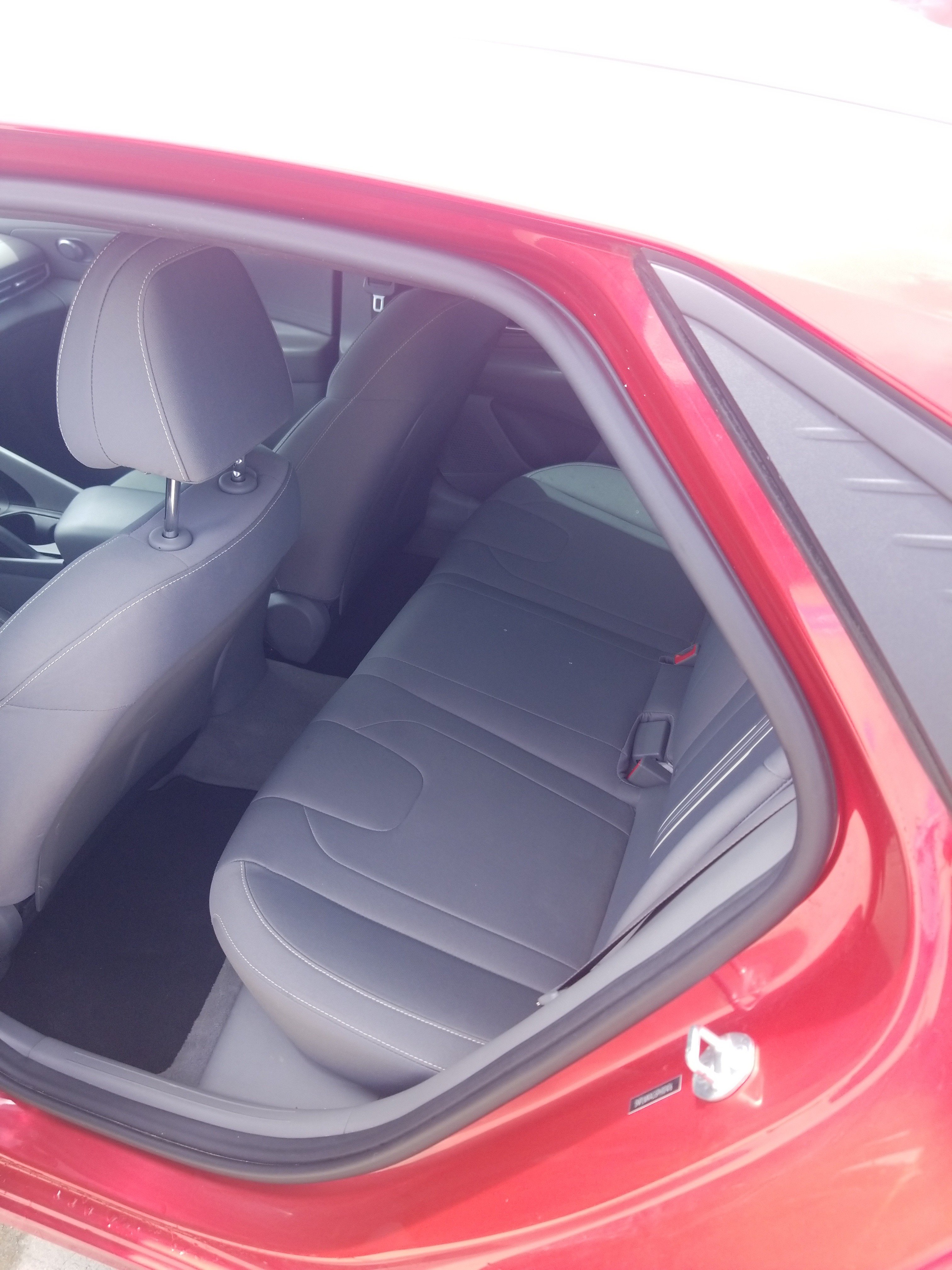 Used 2023 Hyundai Elantra SEL FWD image 12