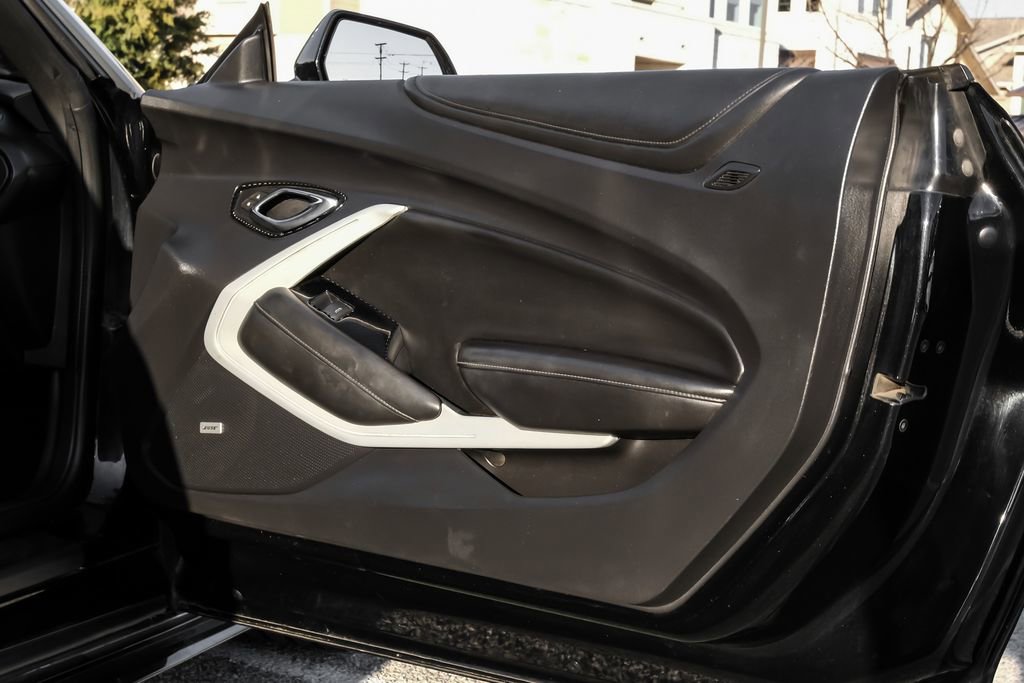 Used 2016 Chevrolet Camaro SS image 45