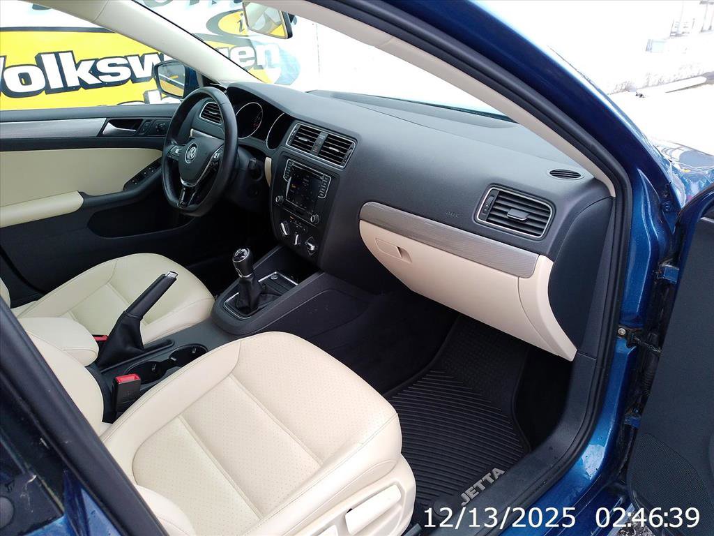 Used 2018 Volkswagen Jetta SE image 25