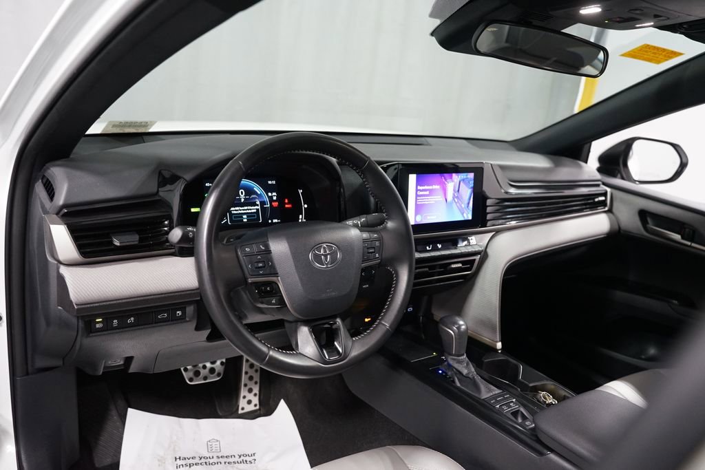 Certified 2025 Toyota Camry SE image 11