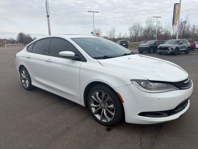 Used 2016 Chrysler 200 S w/ Navigation & Sound Group I image 3