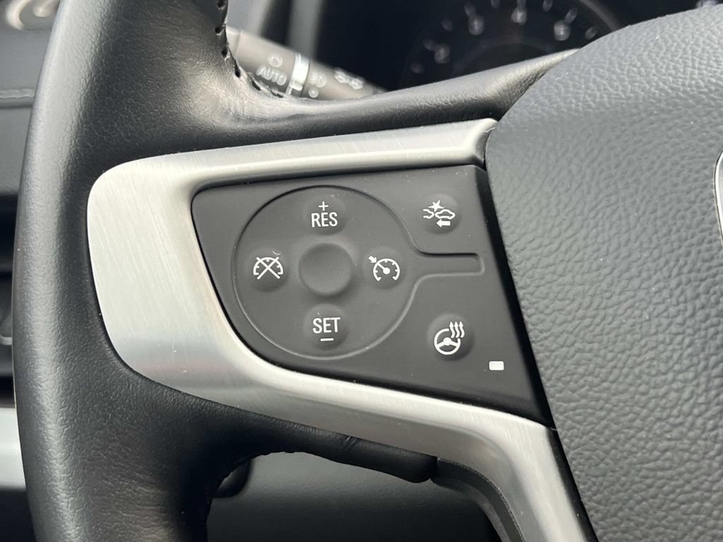 Used 2022 GMC Terrain SLT w/ Tech Package FWD image 20