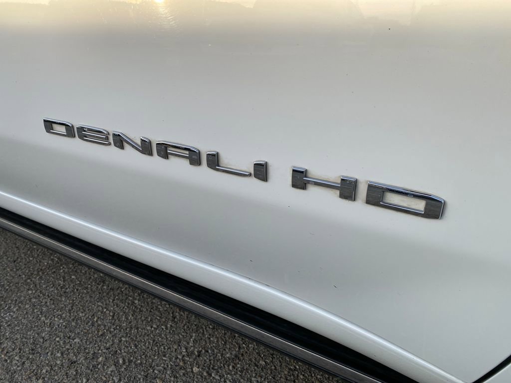 Used 2023 GMC Sierra 2500 Denali w/ Denali Ultimate Package AWD/4WD image 36