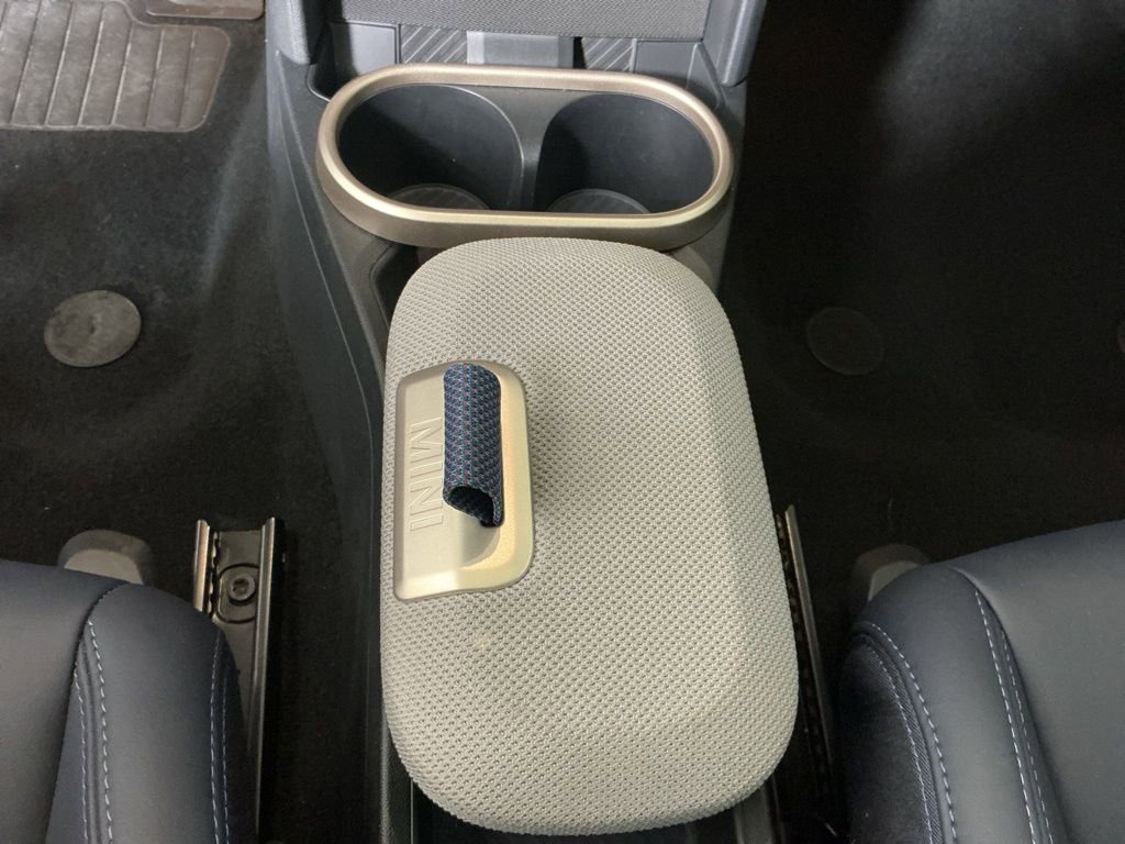 Certified 2025 MINI Cooper S image 11