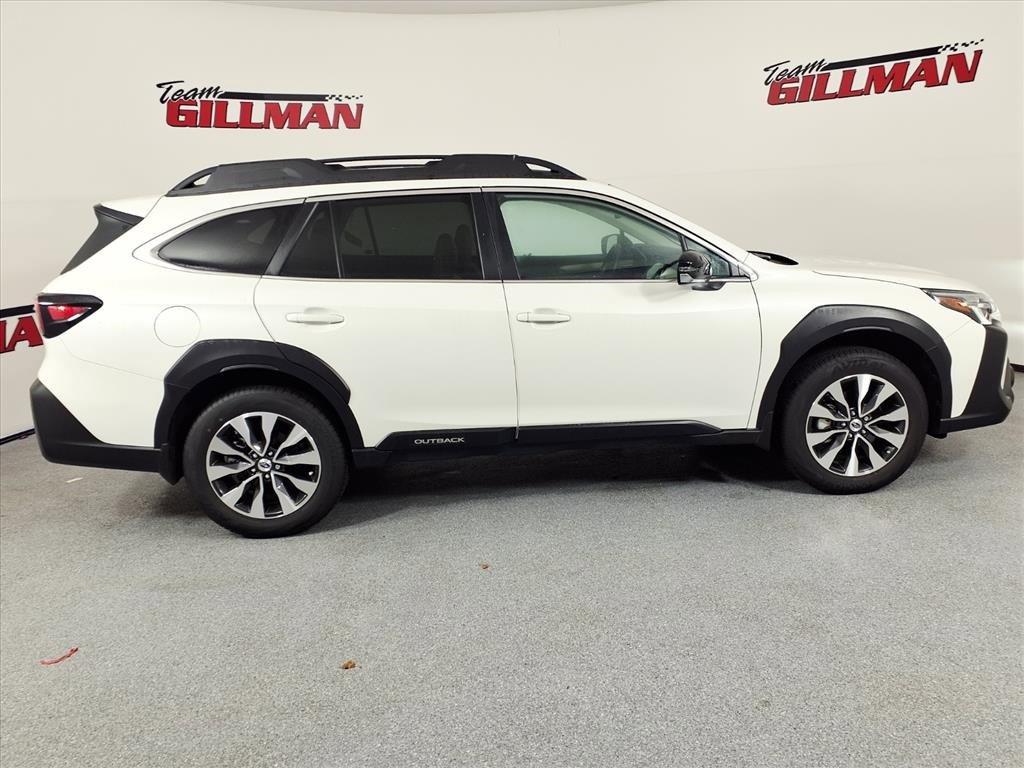 Certified 2025 Subaru Outback Limited image 3