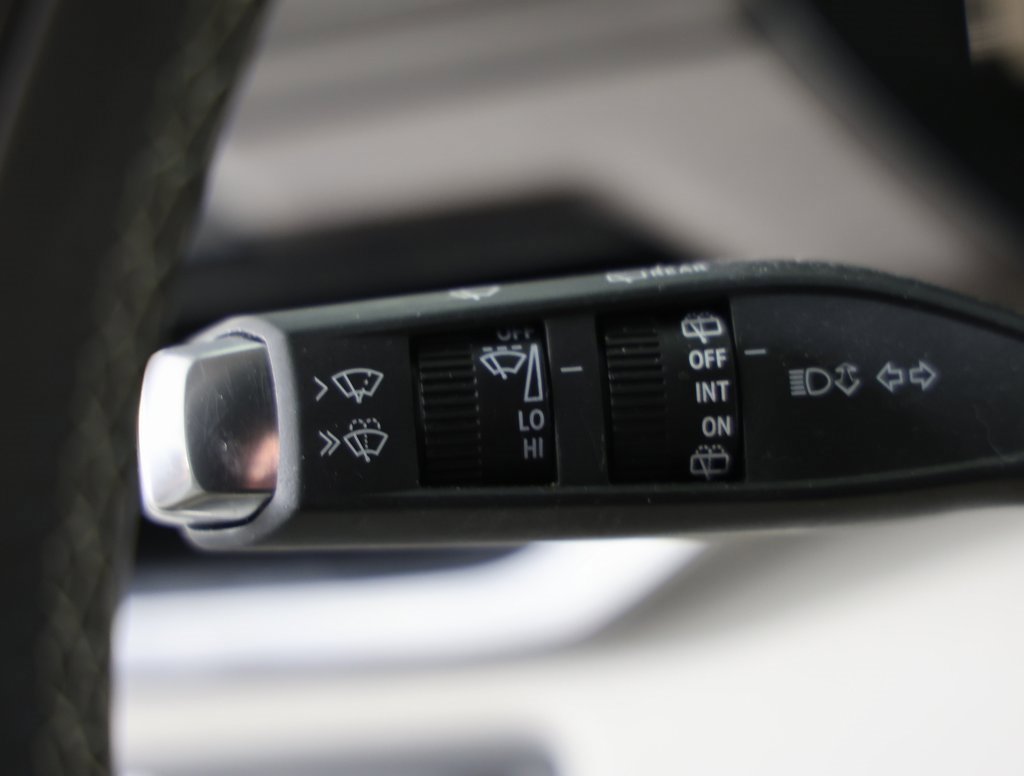 Used 2024 GMC Acadia Denali w/ Super Cruise Package image 14