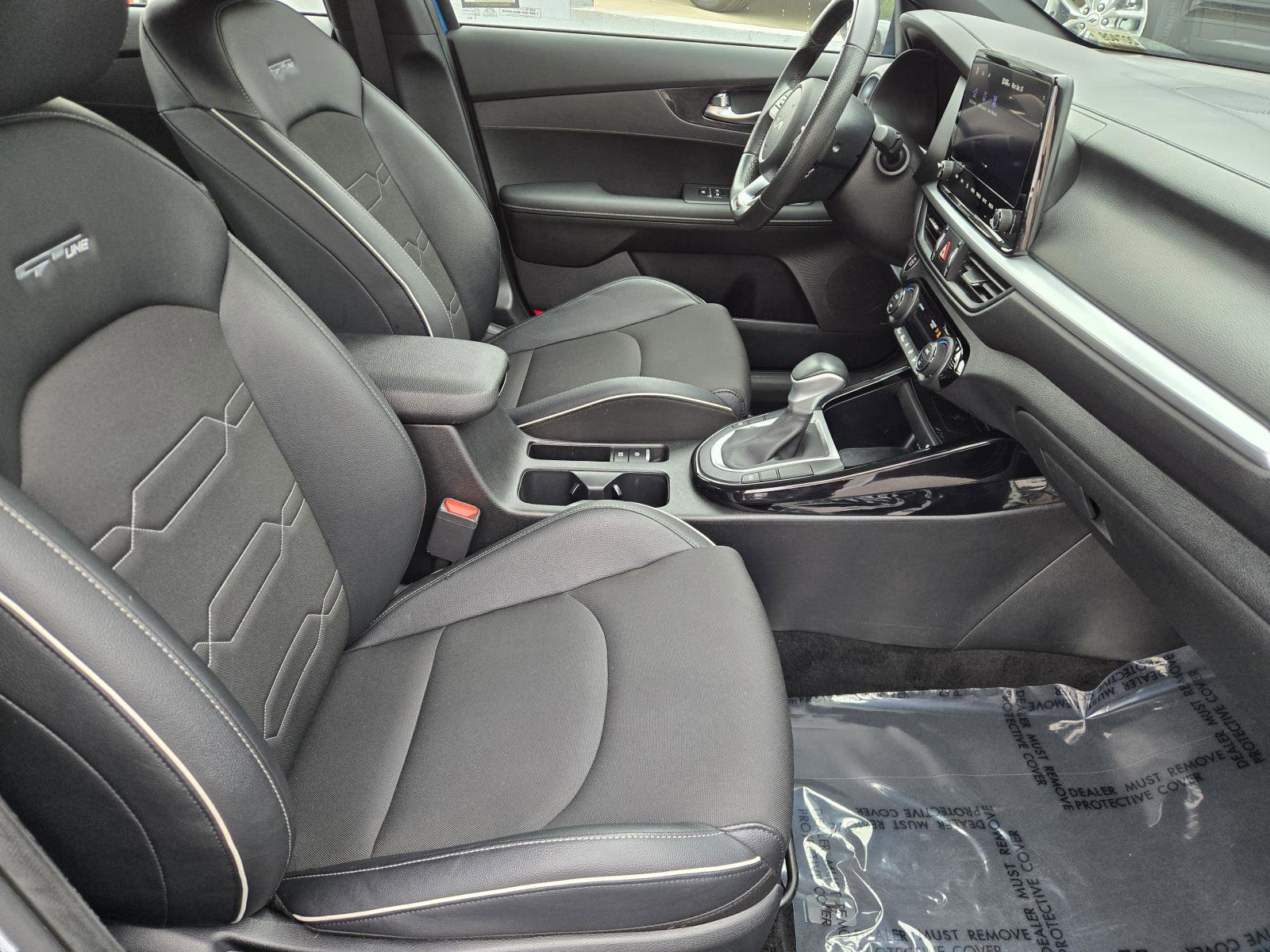 Used 2024 Kia Forte GT-Line w/ GT-Line Premium Package image 28