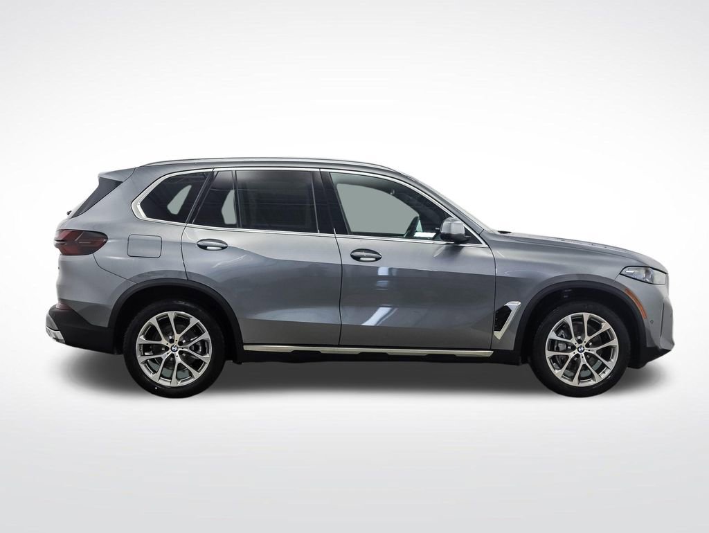 Used 2026 BMW X5 xDrive40i w/ Executive Package AWD/4WD image 6