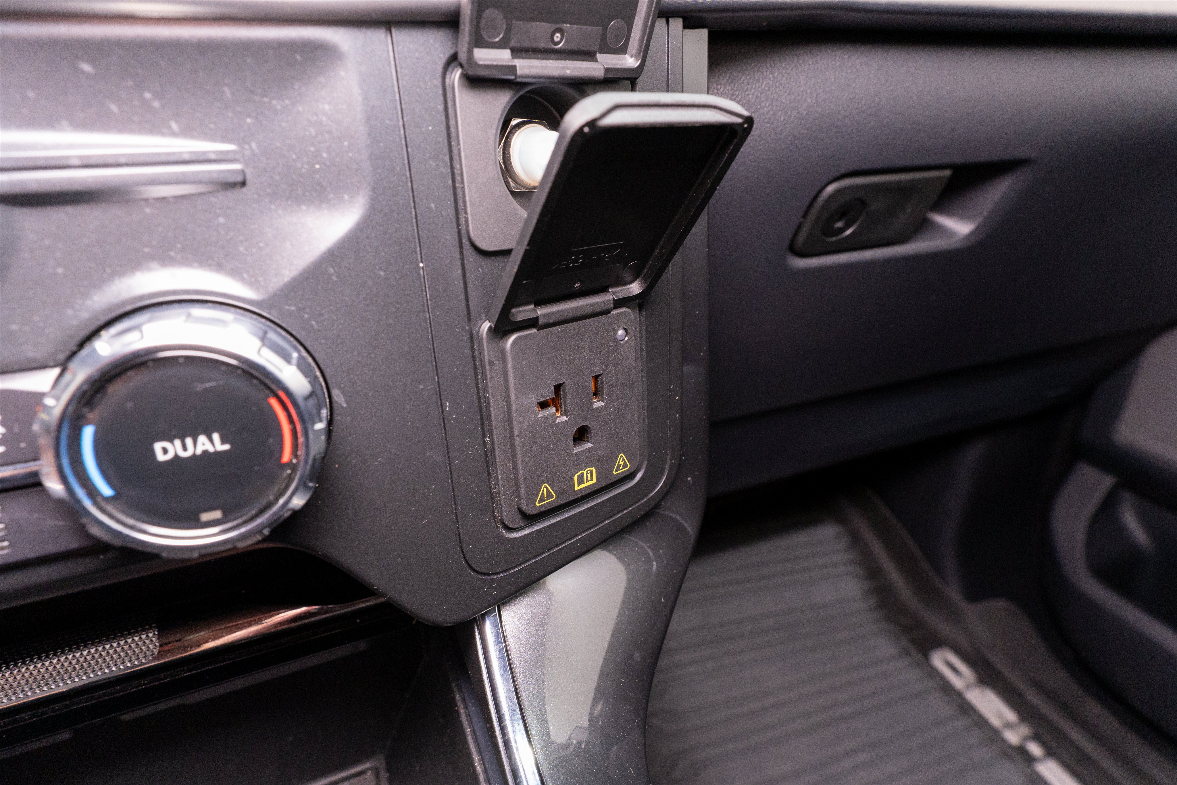 Used 2022 Ford F150 Lariat AWD/4WD image 29