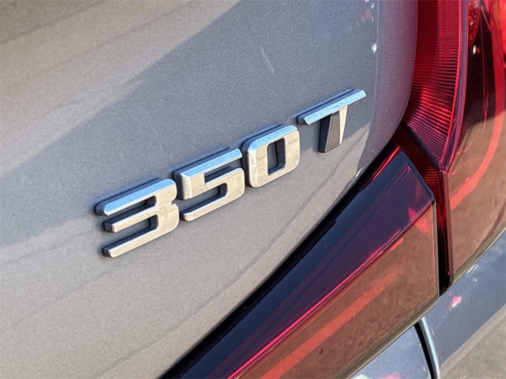 Used 2023 Cadillac XT4 Premium Luxury image 12