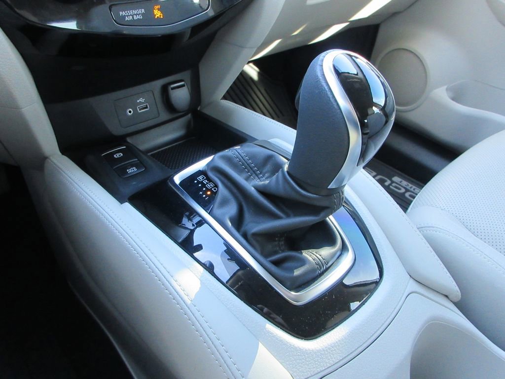 Used 2020 Nissan Rogue Sport SL image 30