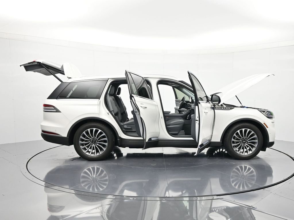 Used 2021 Lincoln Aviator Reserve w/ Elements Package Plus RWD image 47