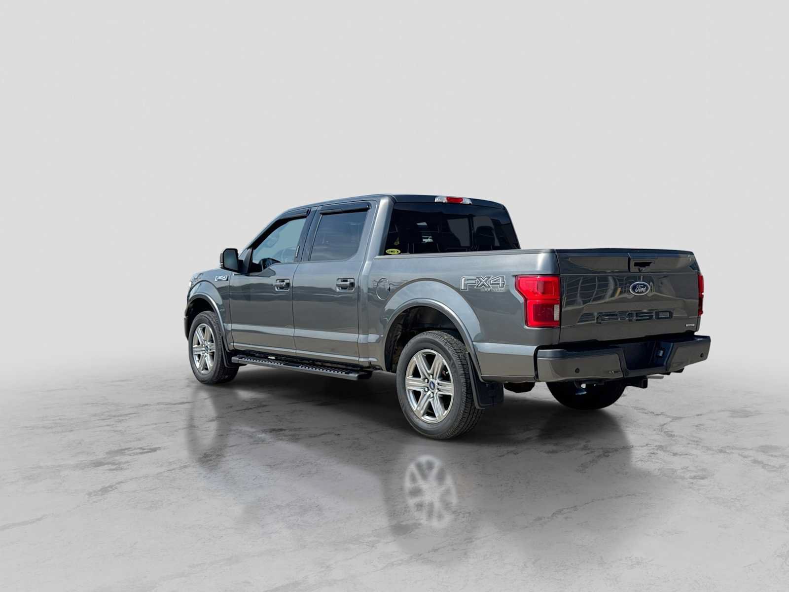 Used 2018 Ford F150 Lariat w/ Equipment Group 502A Luxury AWD/4WD image 4