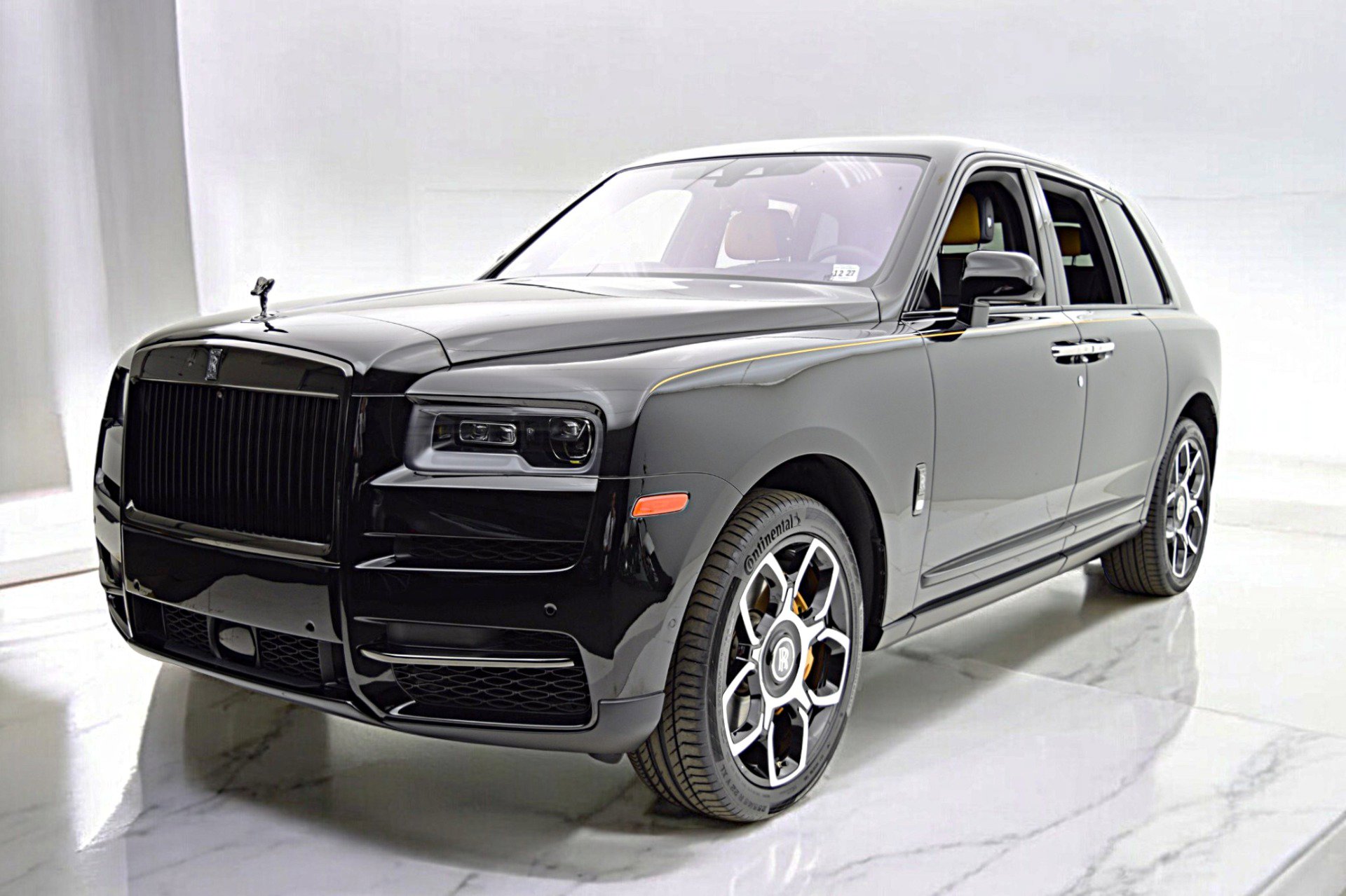 Used 2023 Rolls-Royce Cullinan Black Badge w/ Dark Exterior Package