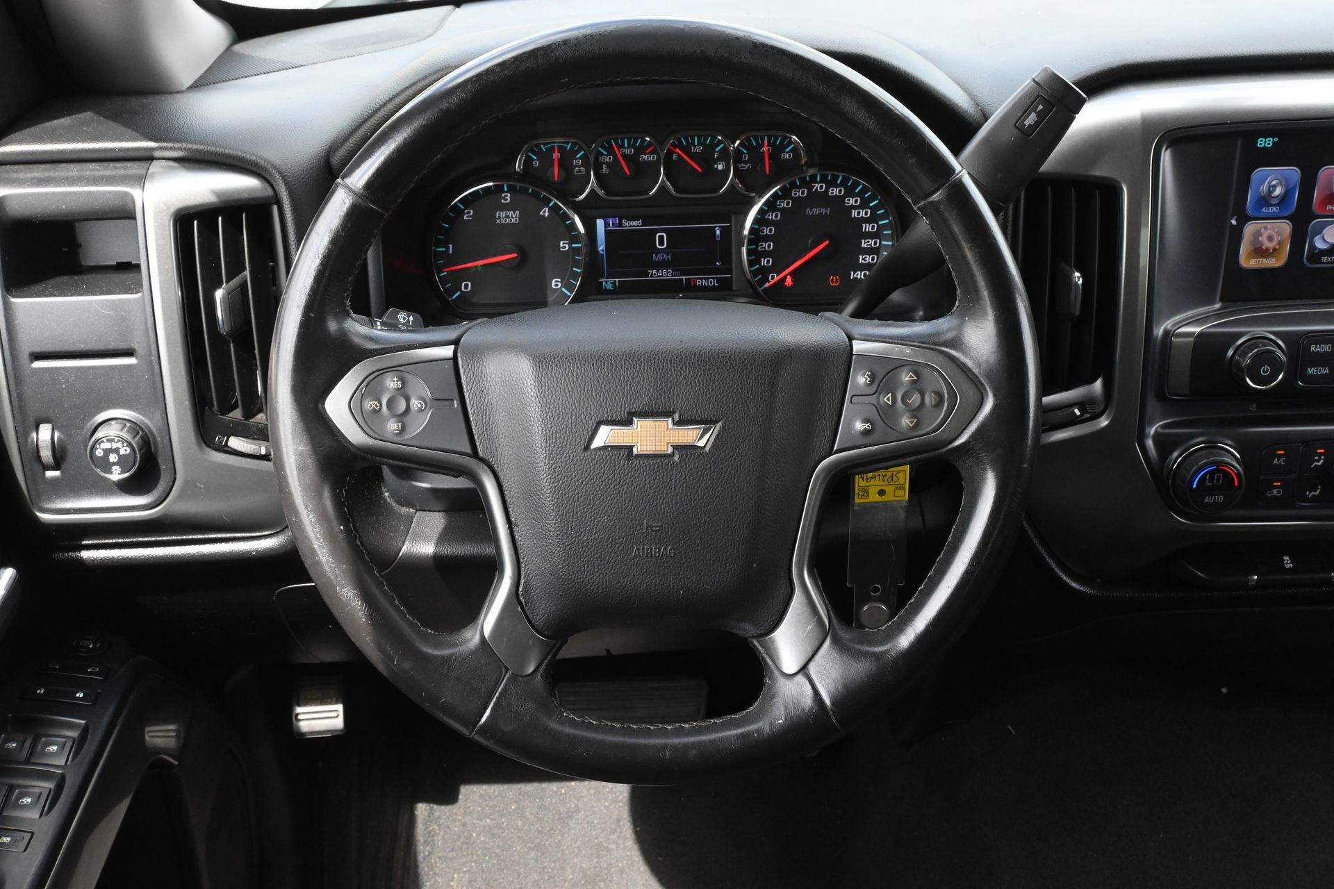 Used 2018 Chevrolet Silverado 1500 LT w/ All Star Edition RWD image 10