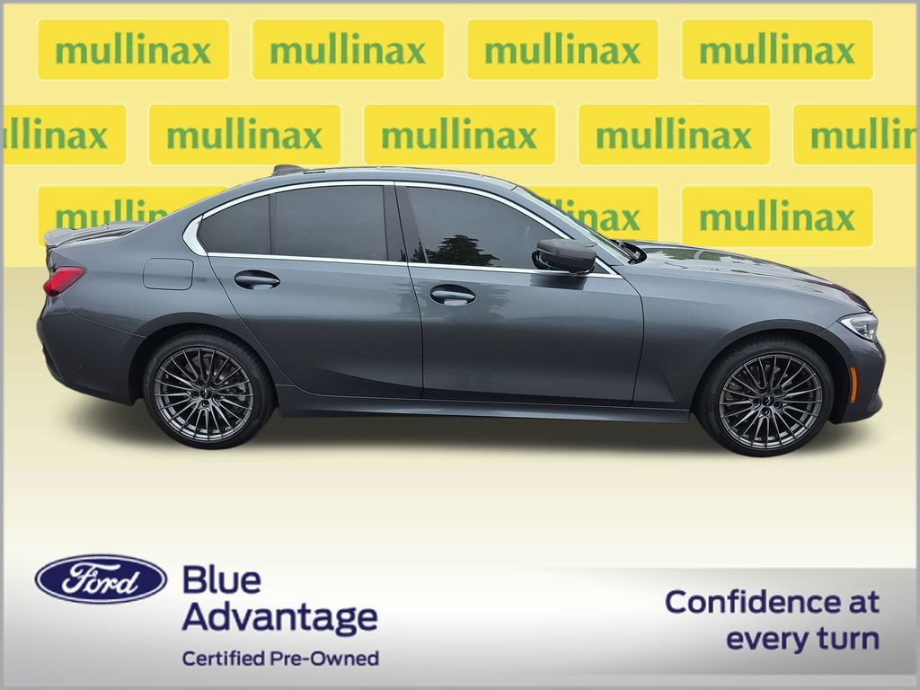 Used 2019 BMW 330i xDrive Sedan w/ Premium Package AWD/4WD video 2