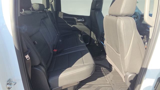 New 2026 GMC Sierra 1500 SLT w/ SLT Premium Package image 18