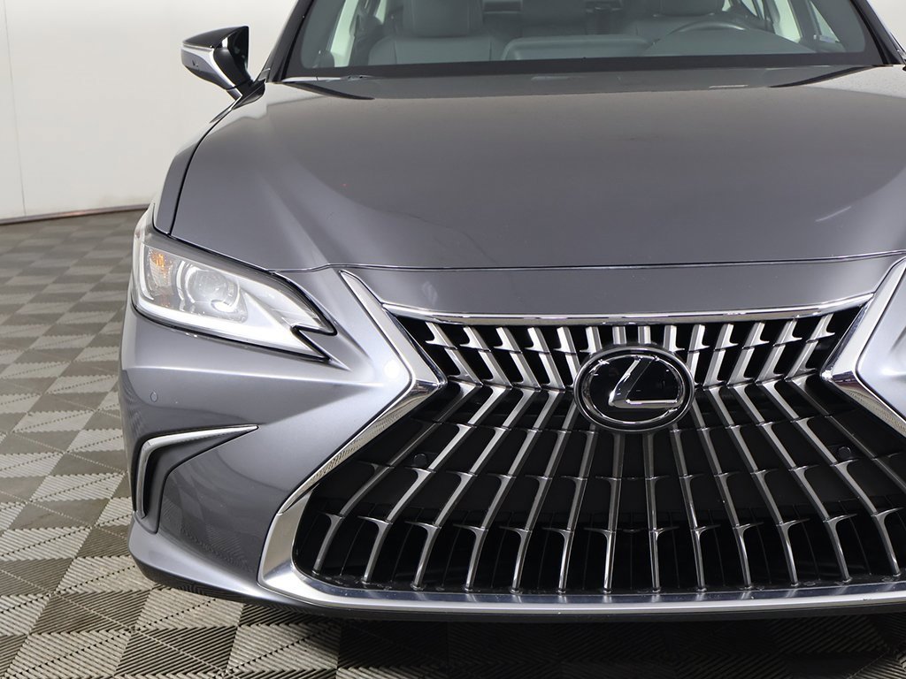 Used 2025 Lexus ES 350 w/ Premium Package image 14