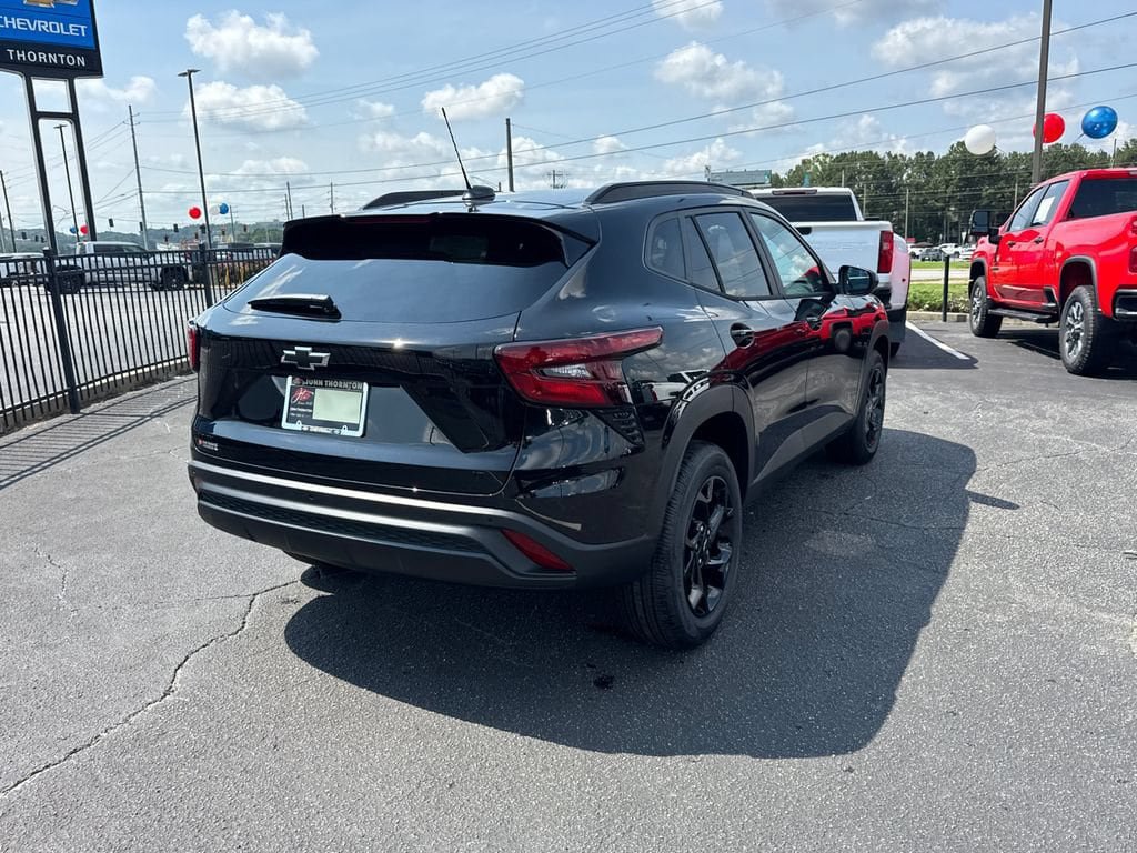 New 2026 Chevrolet Trax LT w/ Driver Confidence Package FWD image 6