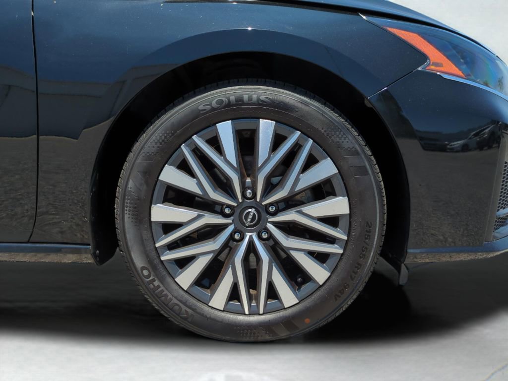 Certified 2024 Nissan Altima 2.5 SV FWD image 26