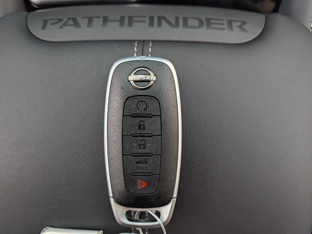 New 2026 Nissan Pathfinder SL AWD/4WD image 30