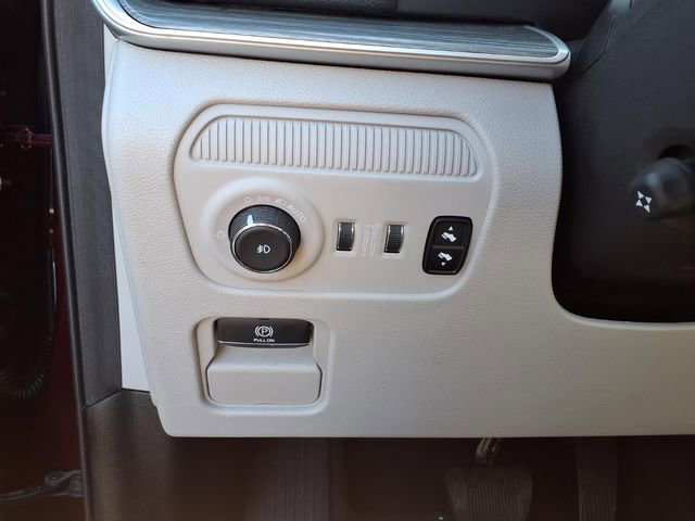 Used 2024 Jeep Wagoneer Series III image 15