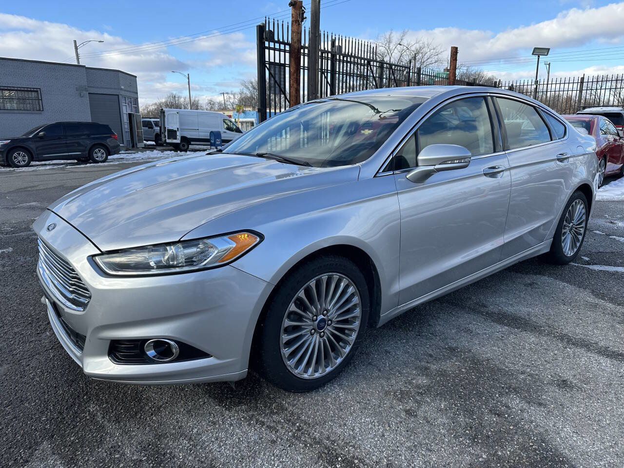 Used 2016 Ford Fusion Titanium image 1