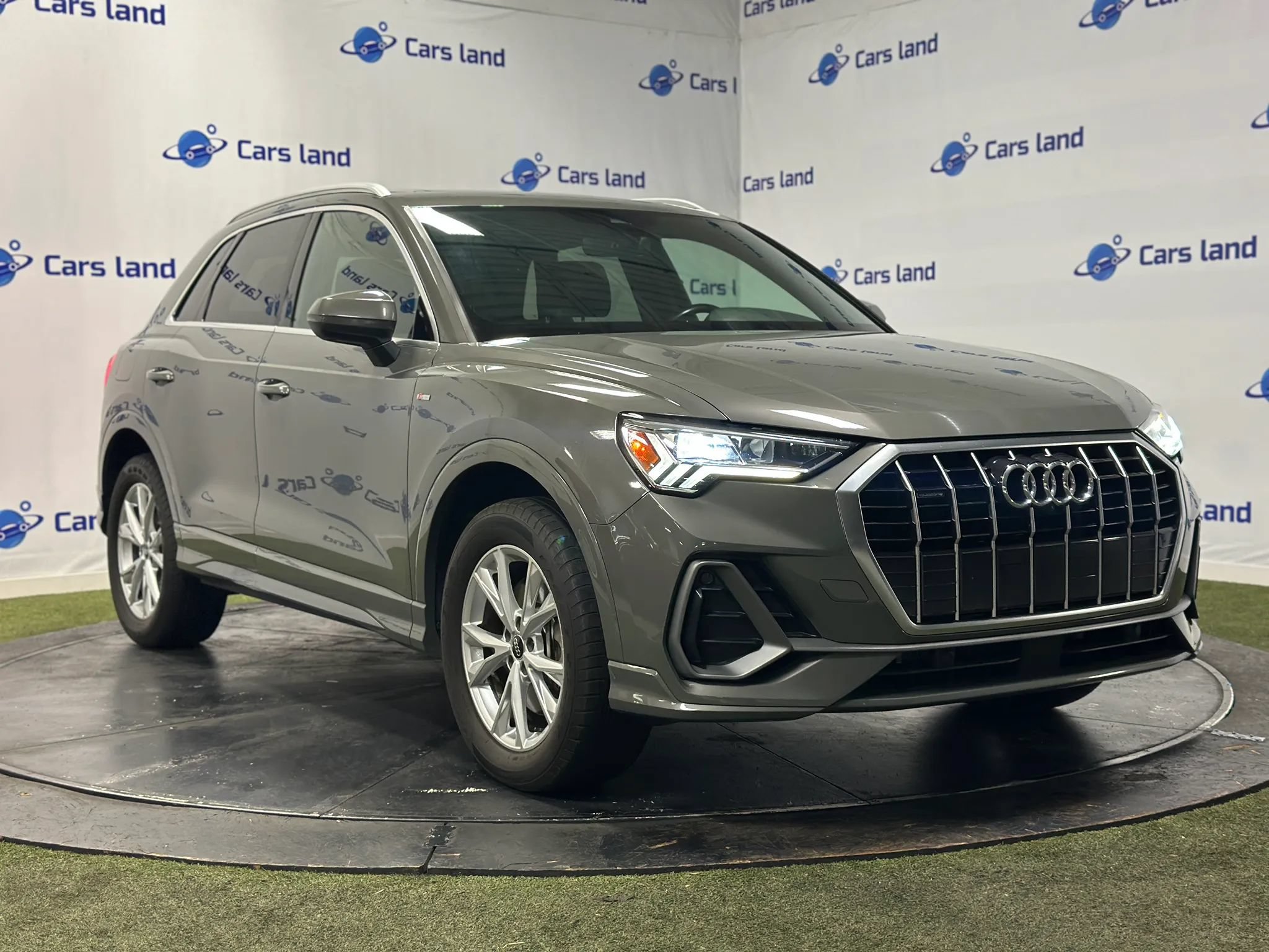 Used 2022 Audi Q3 2.0T Premium Plus AWD/4WD image 1