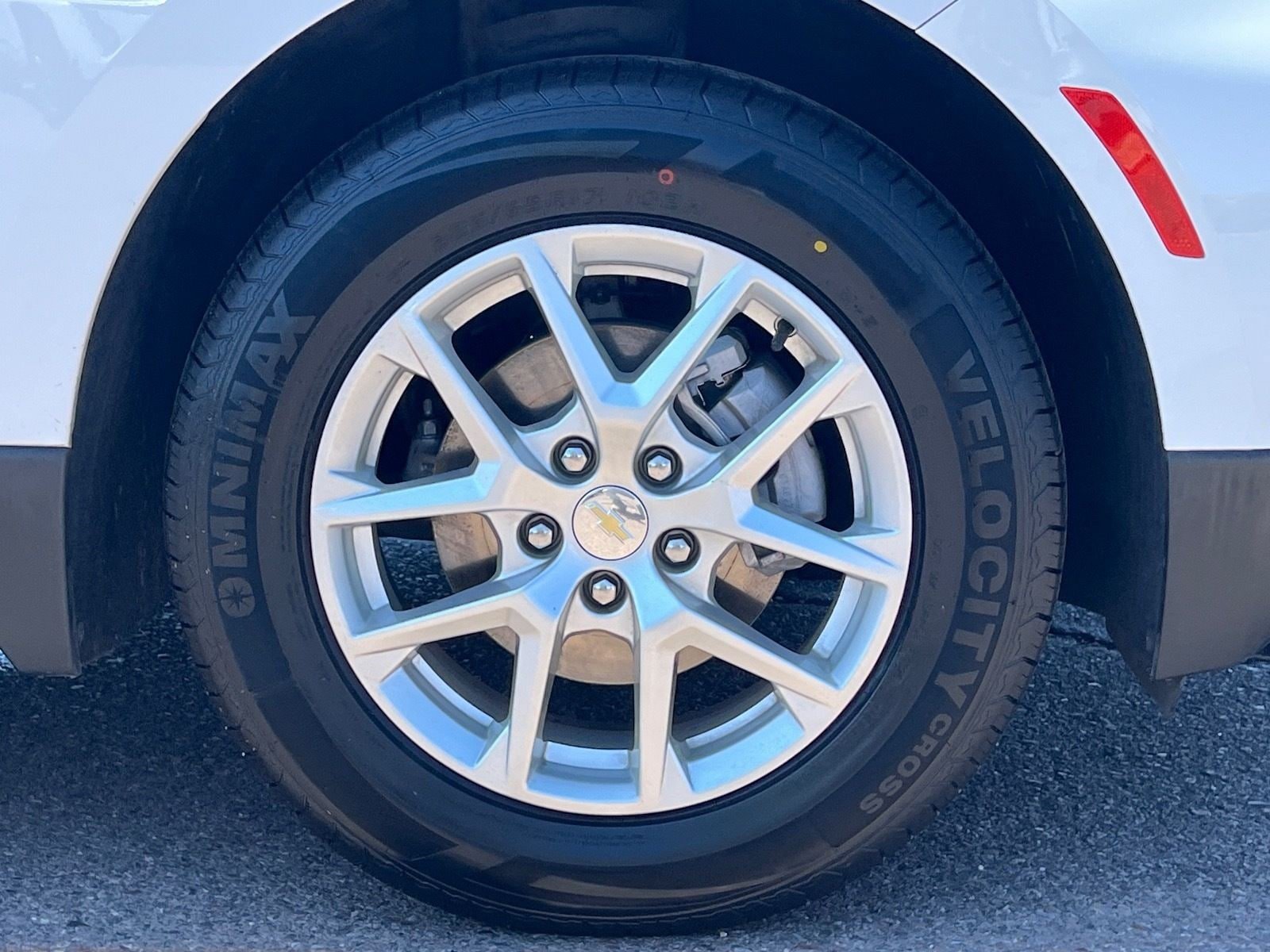 Used 2022 Chevrolet Equinox LT FWD image 8