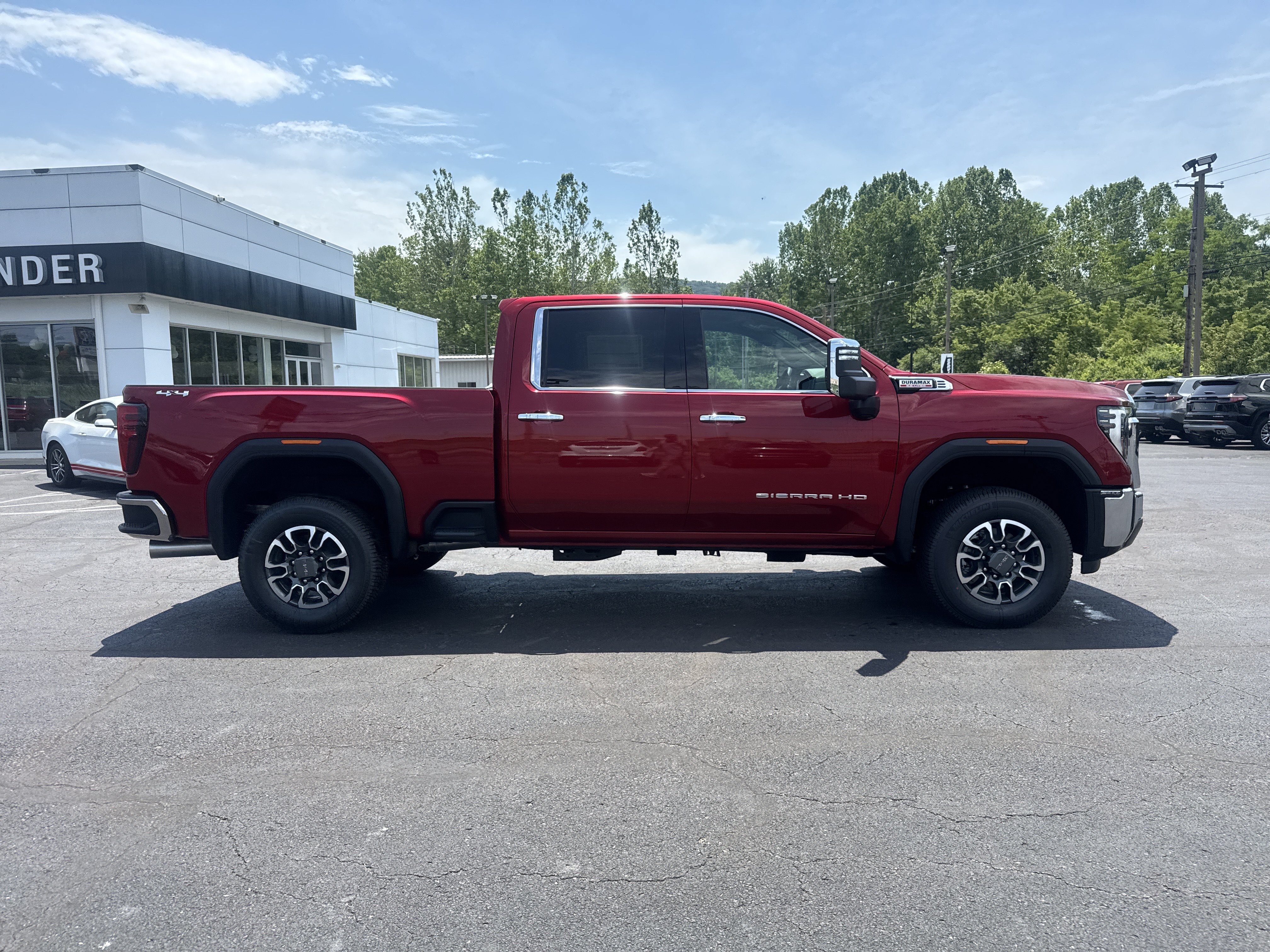 New 2026 GMC Sierra 2500 SLT AWD/4WD video 2