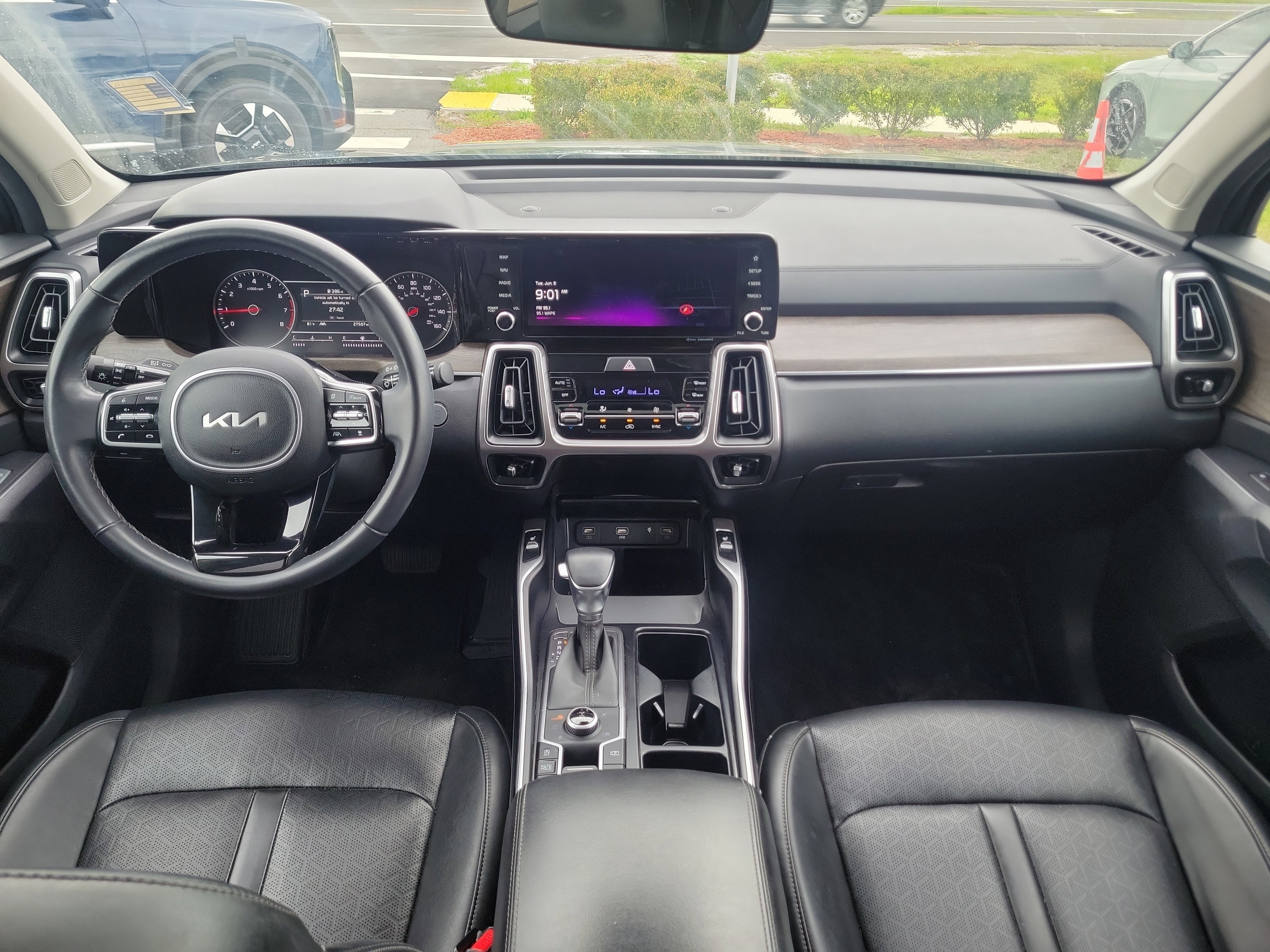 Certified 2023 Kia Sorento X-Line EX AWD/4WD image 19