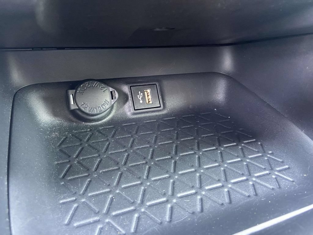 Used 2023 Toyota RAV4 LE FWD image 25