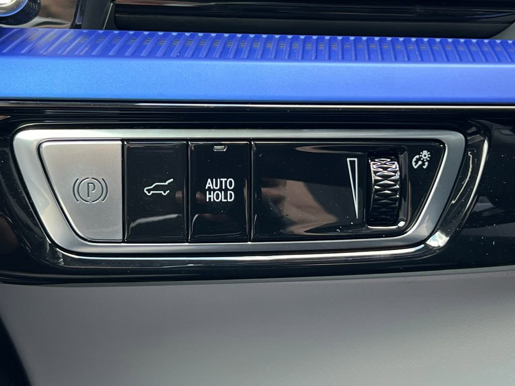 New 2026 Cadillac Optiq Sport 1 w/ LPO, Floor Liner Package AWD/4WD image 19