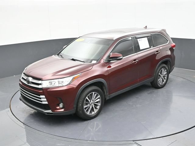 Used 2019 Toyota Highlander XLE FWD image 67