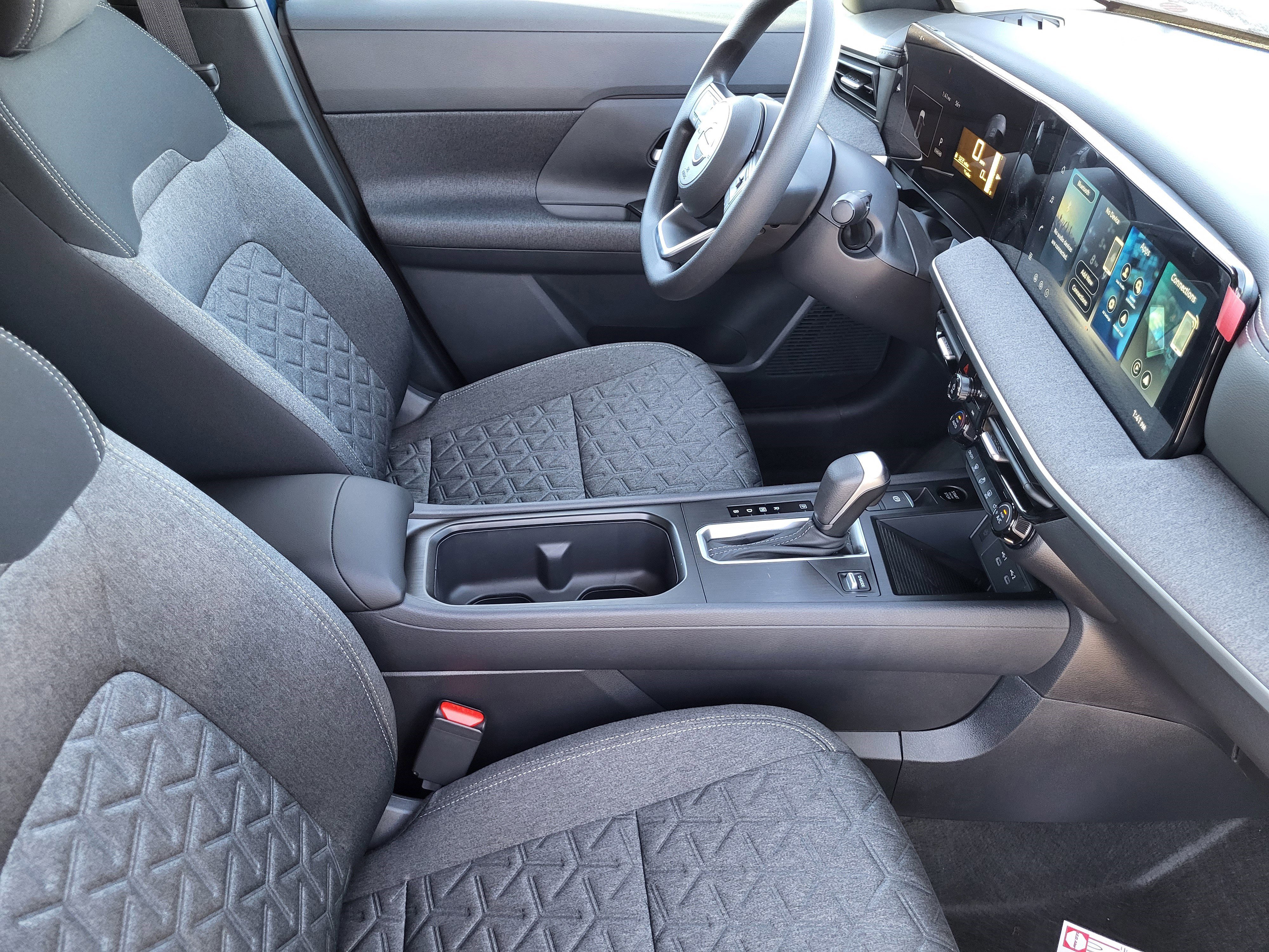 New 2026 Nissan Kicks SV w/ Cold Weather Package image 7