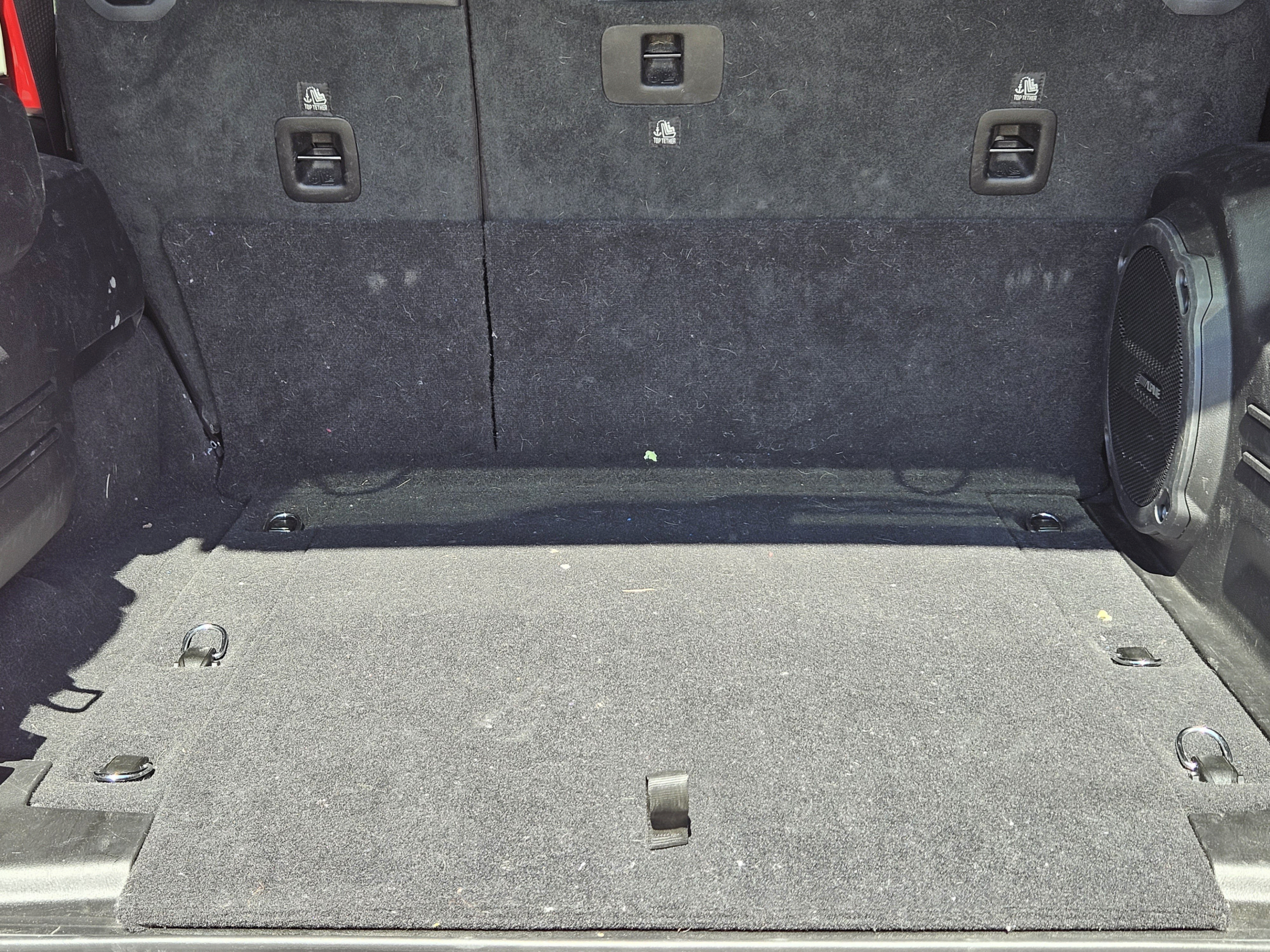 Used 2025 Jeep Wrangler Unlimited Sahara AWD/4WD image 23