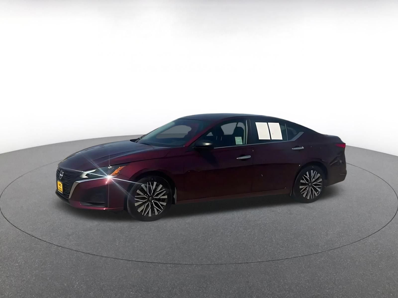 Used 2025 Nissan Altima 2.5 SV FWD image 7