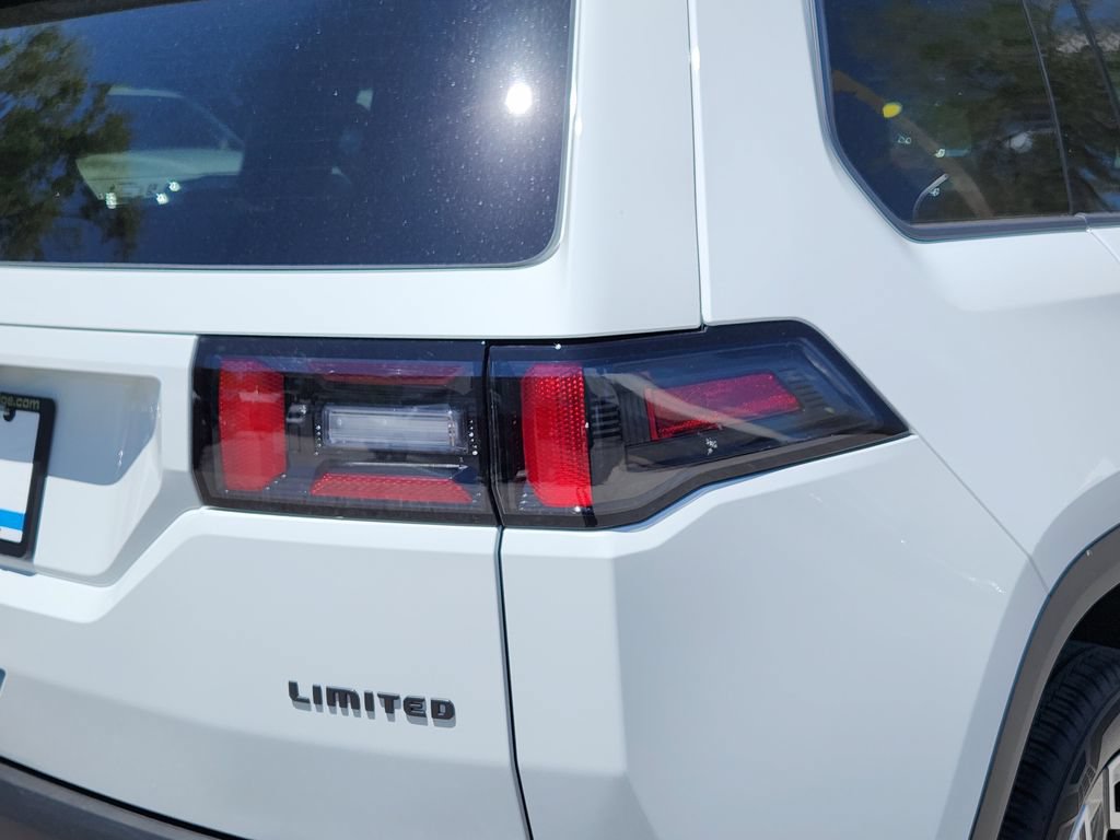 New 2026 Jeep Cherokee Limited AWD/4WD image 8