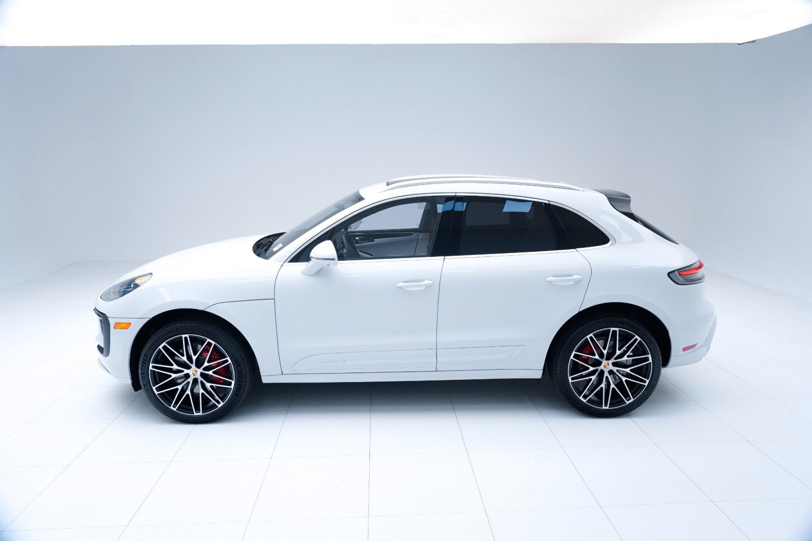 New 2026 Porsche Macan S AWD/4WD image 2
