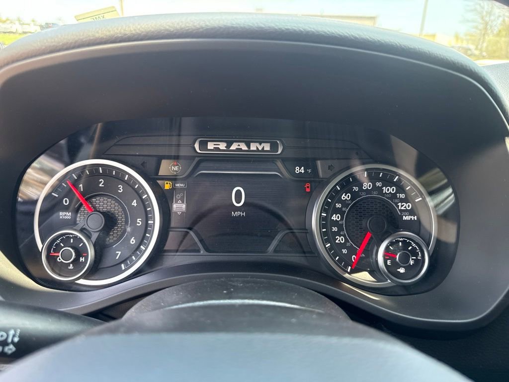New 2026 RAM 1500 4x4 Crew Cab image 11